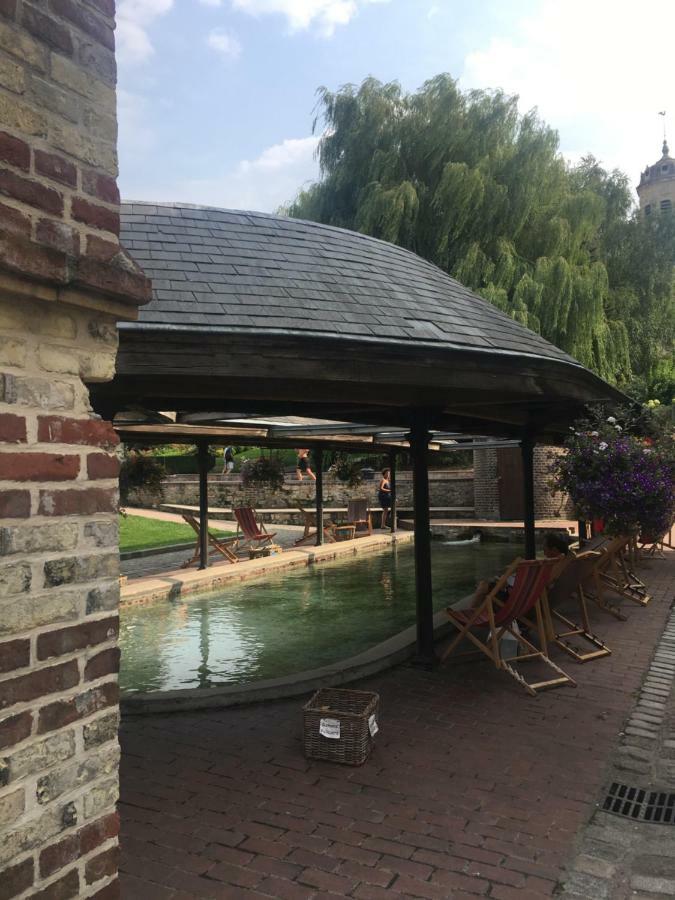 La Parenthese Du Capucin Apartman Honfleur Kültér fotó
